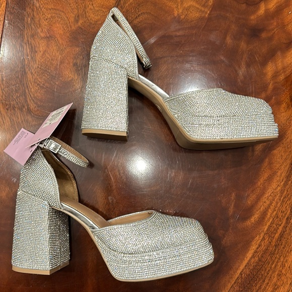 Wild Fable Bianca Rhinestone Platform Pumps - Silver - Picture 8 of 12